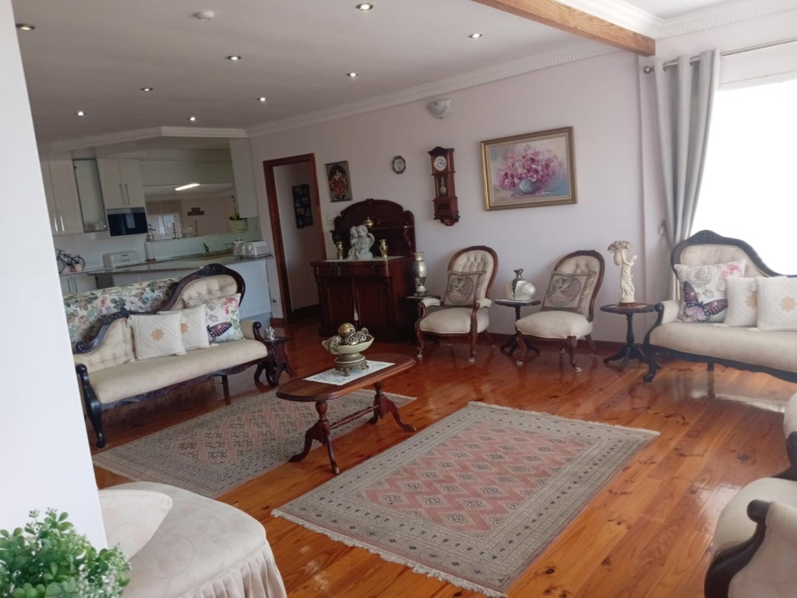 3 Bedroom Property for Sale in Despatch Central Eastern Cape